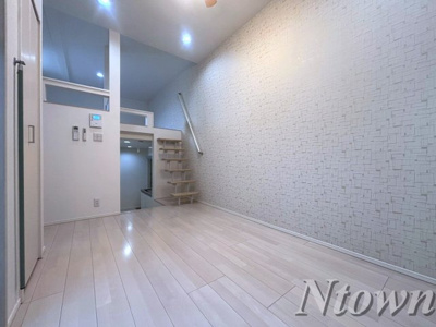 【居間・リビング】 | Stage名駅 | ゆったりとした居間です