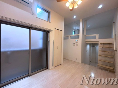 【居間・リビング】 | Stage名駅 | ゆったり過ごせるリビングです