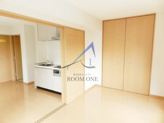 ベルビュー桜丘の居間・リビング|洋室のお部屋です。