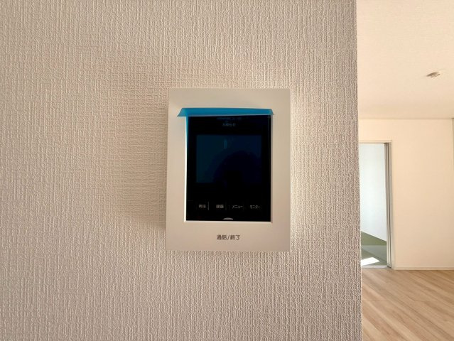 南国市大そね甲新築建売の防犯設備|モニター付きインターホンで来客時も安心。録画機能付きで防犯面も◎。