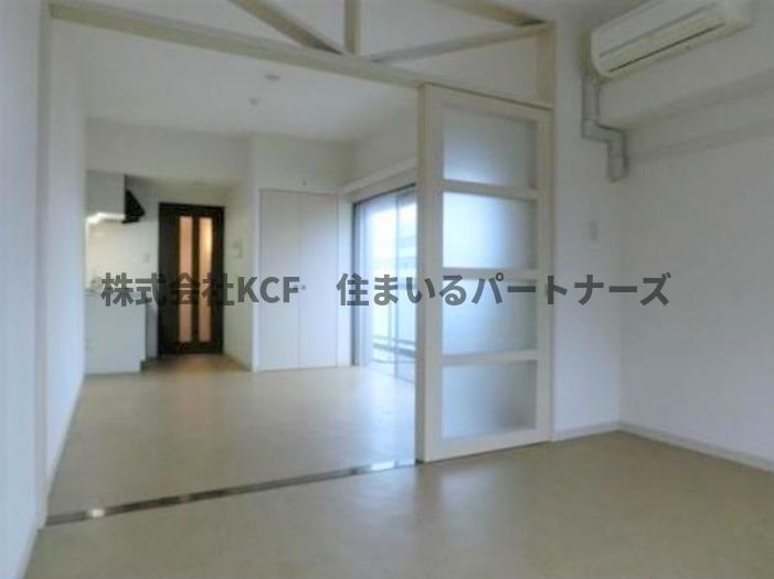 リード中央町の居間・リビング|ゆったりとしたリビングです