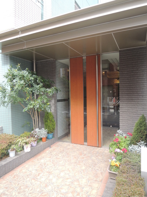 メゾンドゥグランディルのエントランス