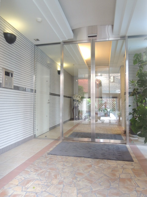 メゾンドゥグランディルのエントランス