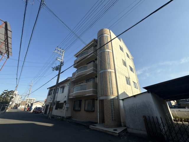 サンライズ伊伝居の外観