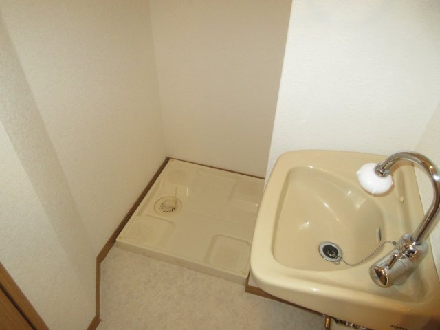 パルク大濠の洗面所|別部屋のお写真になります。