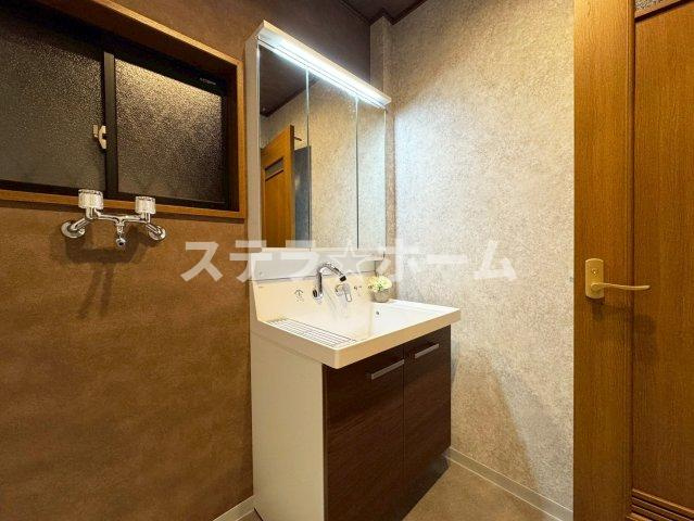 下新庄2 中古戸建の独立洗面台|独立洗面化粧台付き