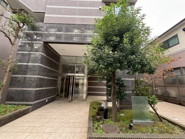 クレストフォルム錦糸町のエントランス