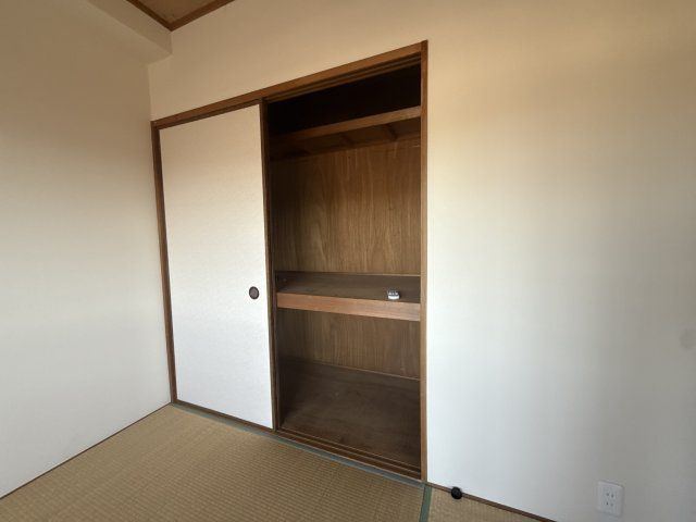サンライズ伊伝居の収納