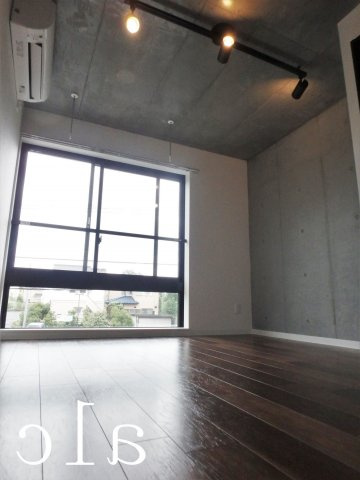 Ludens上井草【ルーデンス】の居間・リビング|☆敷金・礼金ゼロ！ネット無料！初期安デザイナーズマンション☆