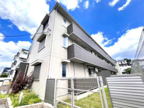 BLESS港南上大岡　A棟の外観