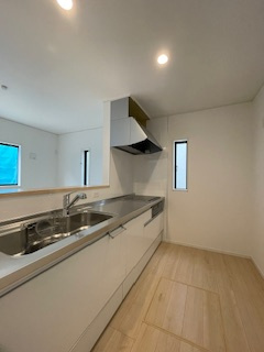 新築戸建　大津町第２　１号棟のキッチン