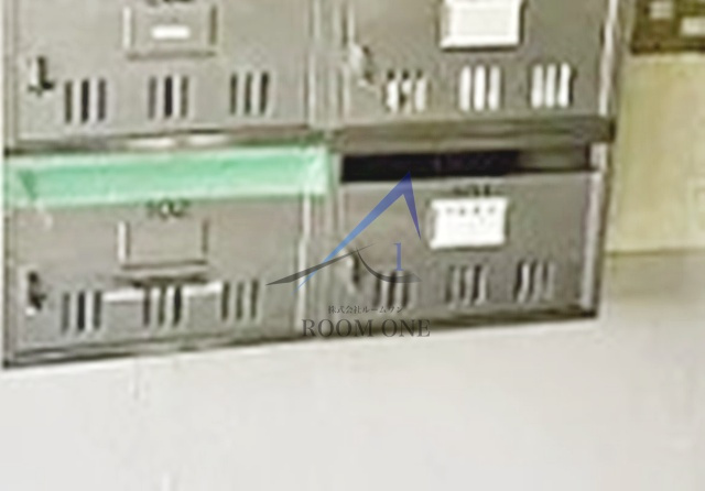 東和マンションのその他共用部分|集合ポストです。