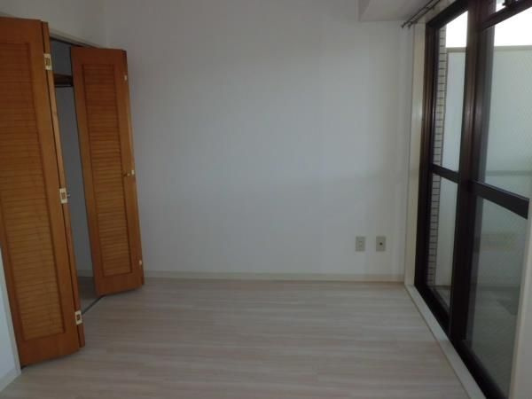 ボナール護国寺の居間・リビング