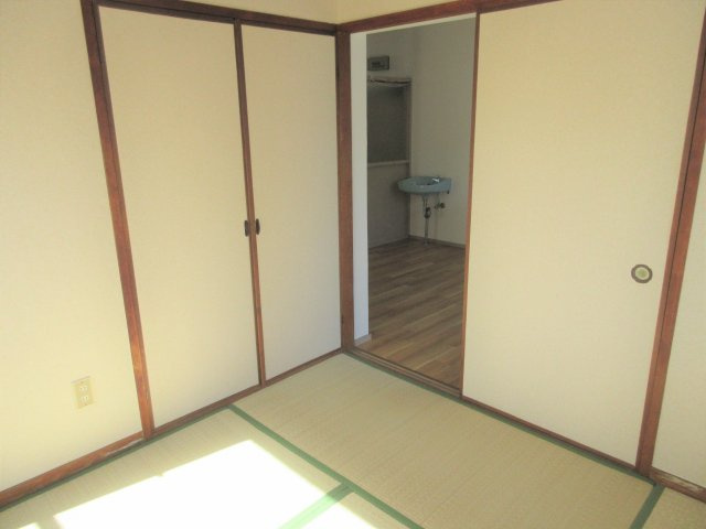 シャトーＦの和室