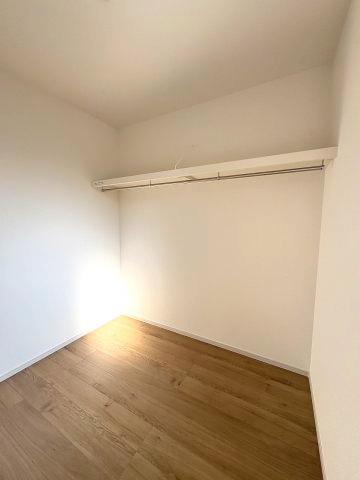 【収納】 | 福岡市東区香椎3丁目5期　1号棟（全1棟）【仲介手数料無料・0円】 | 施工例。施工例は完成時と異なる場合があります。