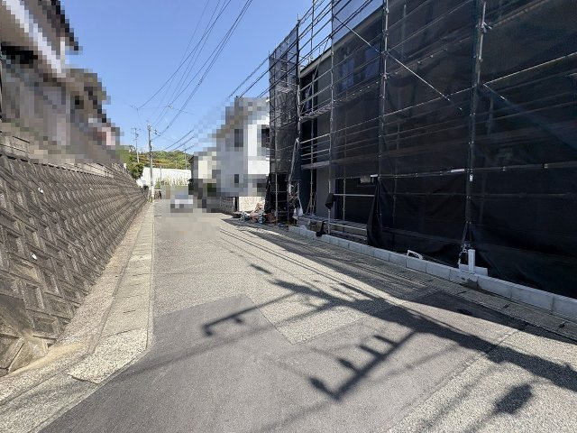 【その他】 | 福岡市東区香椎3丁目5期　1号棟（全1棟）【仲介手数料無料・0円】 | 現地写真。前面道路です。