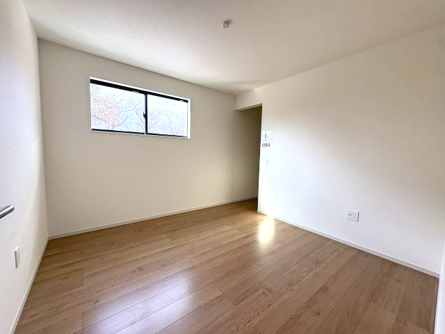 【子供部屋】 | 福岡市東区香椎3丁目5期　1号棟（全1棟）【仲介手数料無料・0円】 | 施工例。施工例は完成時と異なる場合があります。