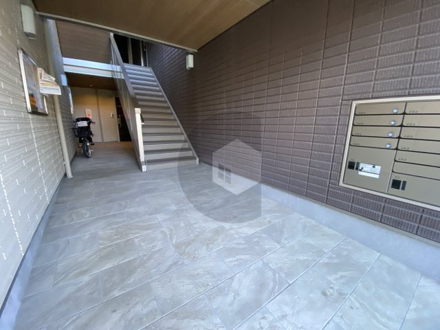 ミモザメゾン菱屋西のロビー