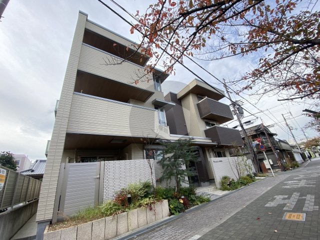 ミモザメゾン菱屋西の外観