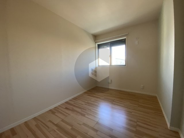 ミモザメゾン菱屋西の洋室