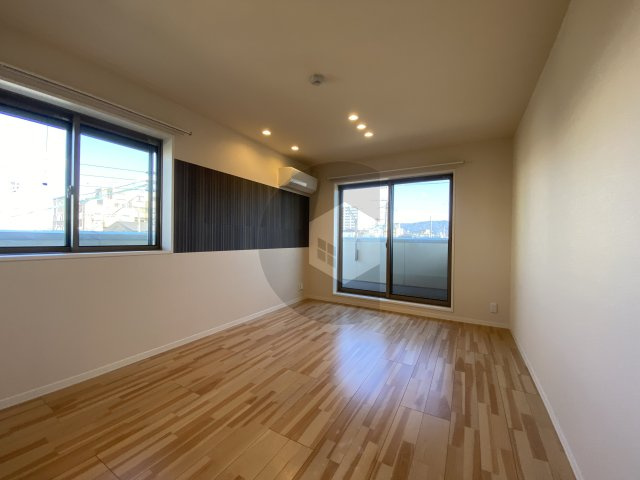 ミモザメゾン菱屋西の洋室