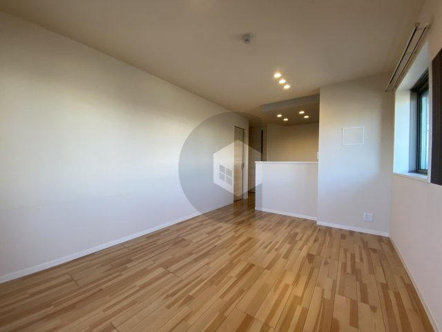 ミモザメゾン菱屋西の居間・リビング