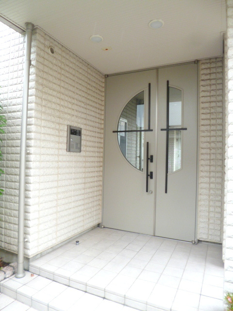 ミラージュ松庵のロビー|安心のオートロック完備