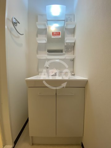 マインズコート西天満の独立洗面台|マインズコート西天満　独立洗面化粧台