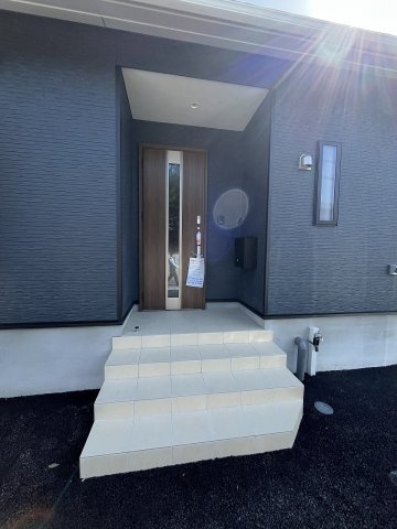 【玄関】 | 福岡市南区老司3丁目第15・平屋　1号棟（全1棟）【仲介手数料無料・0円】 | 現地写真。