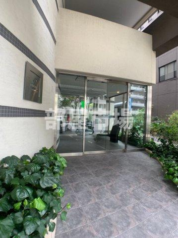 クオリア門前仲町のエントランス