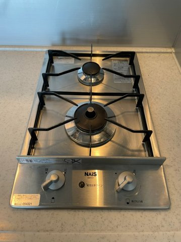 ピアッツァレント八木東のキッチン|2口ガスコンロ