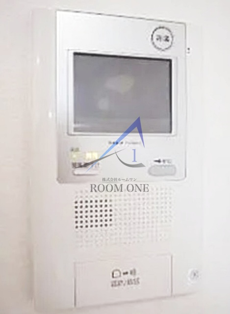 ルーブル川崎七番館のセキュリティ|モニター付きインターホンです。