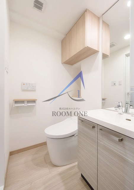 ルーブル川崎七番館の洗面所|独立洗面台です。