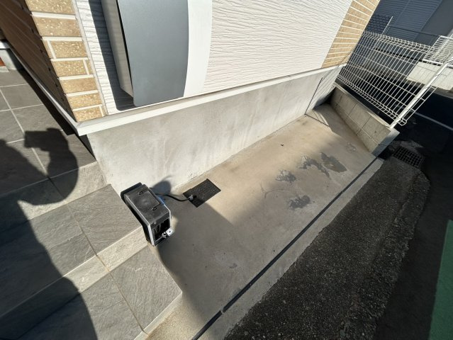 【その他】 | 多くの戸建て住宅で見かける洗面脱衣所は、洗面台と洗濯機が2畳ほどのスペースに並べられていて、洗面所が脱衣所を兼ね備えている間取りが一般的です。お客様が利用することもある、パブリックな空間でもあります。