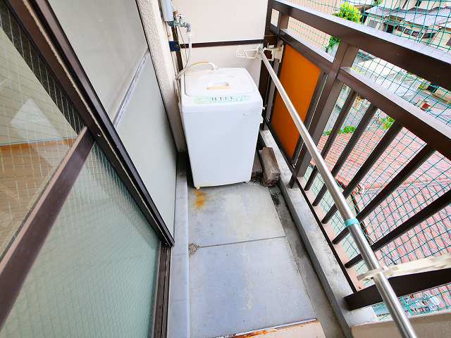 アイリスハイツ1号館のバルコニー