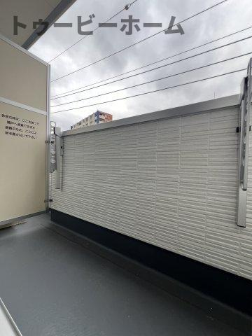 入間市豊岡3丁目アパートのバルコニー|バルコニー付きです