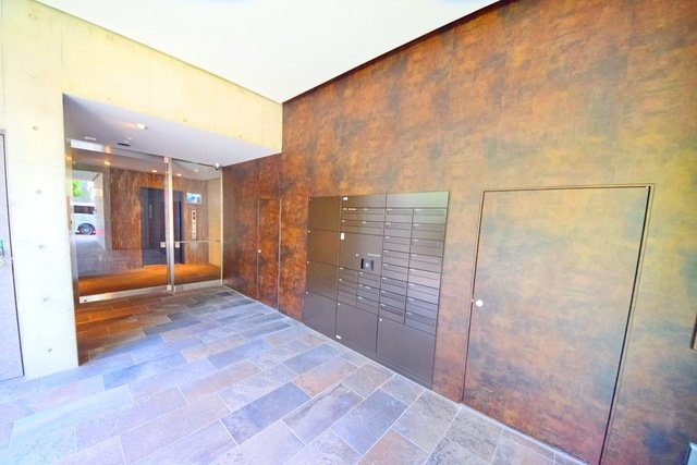 ＥＥＬ馬車道のロビー