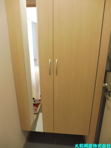 OHANA HOUSE（オハナハウス）の玄関