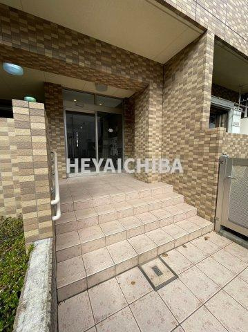 スペースＡのエントランス