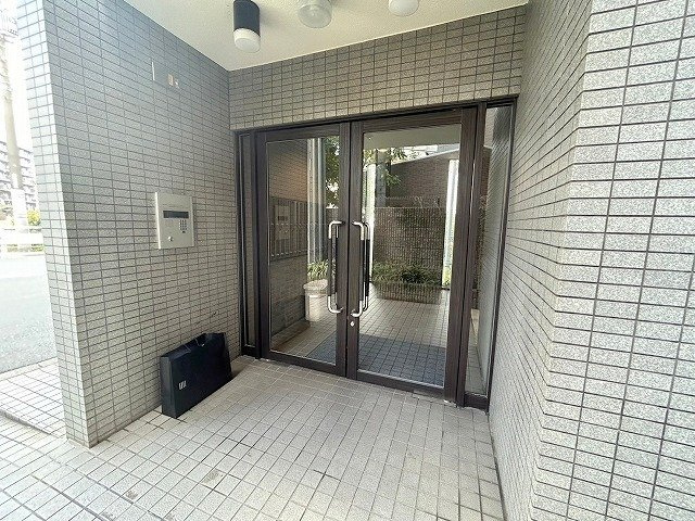 コンセール裕恵のエントランス