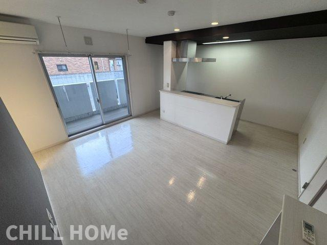 グランヴェルジュの居間・リビング|他社様掲載物件もまとめてご紹介、ご案内可能です(^^)/