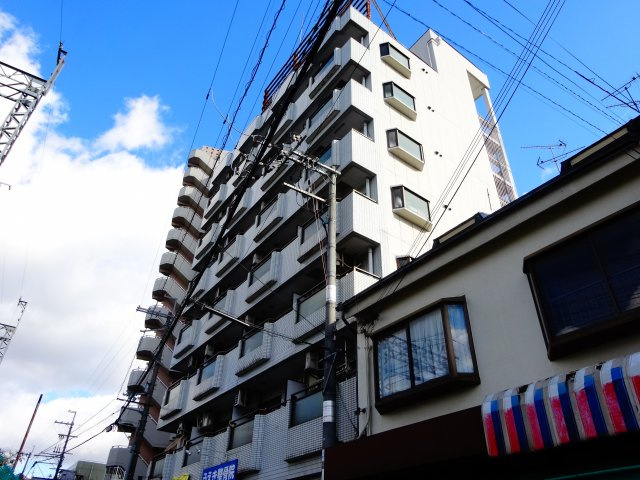 パウゼ河内長野駅前の外観
