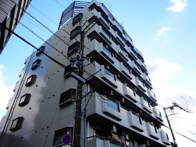 パウゼ河内長野駅前の外観
