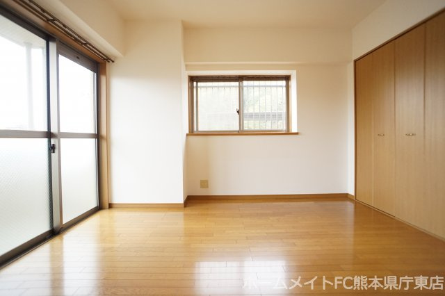 熊本市東区八反田１丁目の賃貸マンションの内装