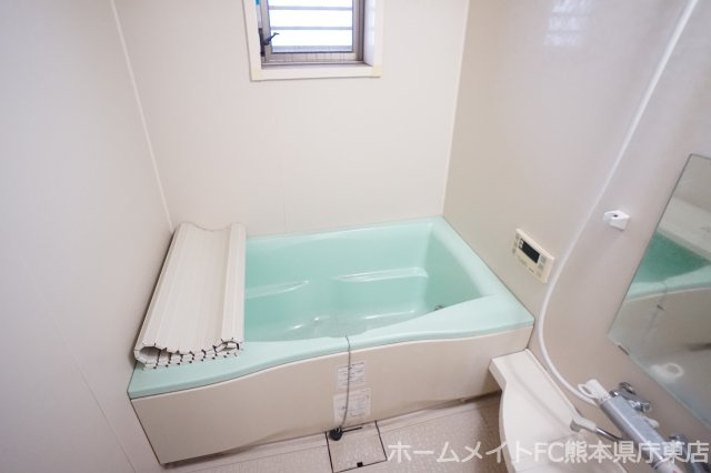熊本市東区八反田１丁目の賃貸マンションの浴室