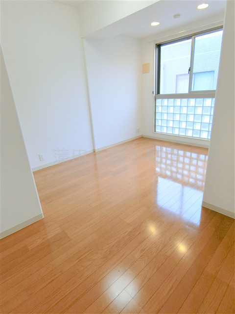 パピエ・レイの居間・リビング|洋室