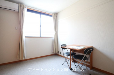 【居間・リビング】 | レオパレス角小林