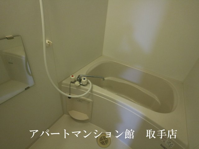 レオパレスノーブルシャトーの浴室|画像5