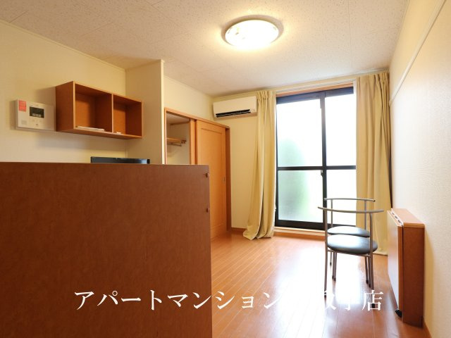 レオパレスレクサスの居間・リビング|画像3