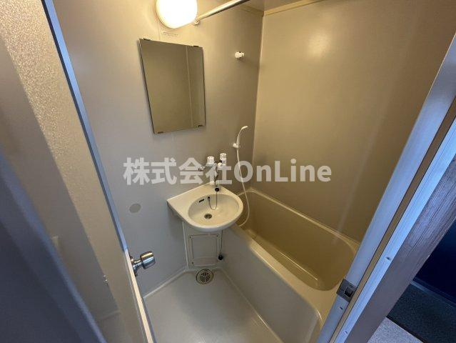 八尾市東本町３丁目の賃貸マンションの内装